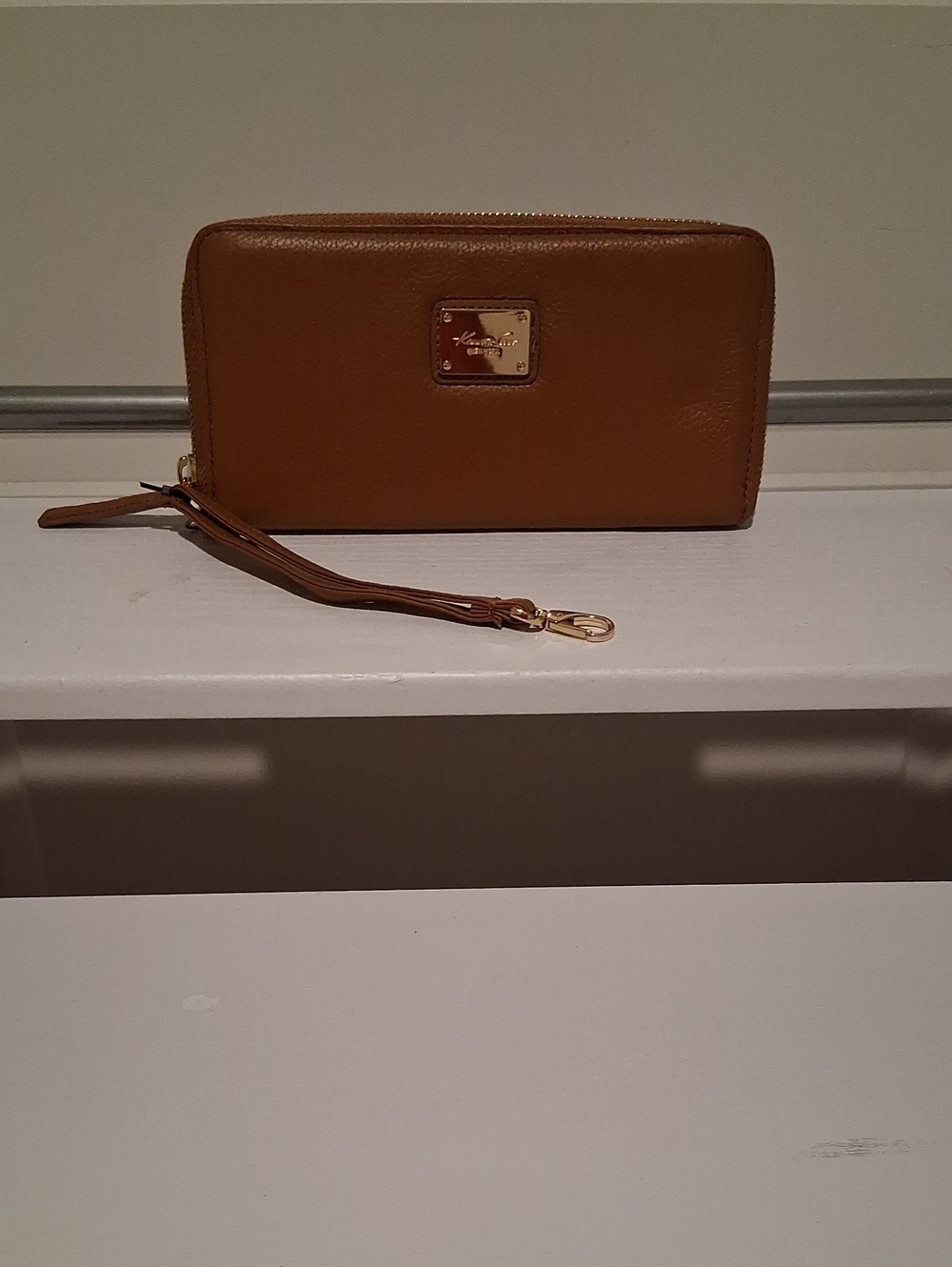 Kenneth Cole New York Brown Leather Zip Wristlet Wallet